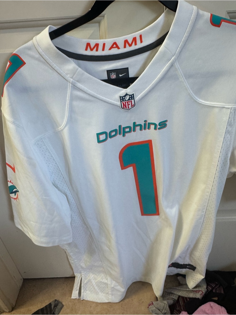 Miami Dolphins White #1 Tua Tagovailoa NFL Nike Jersey size M